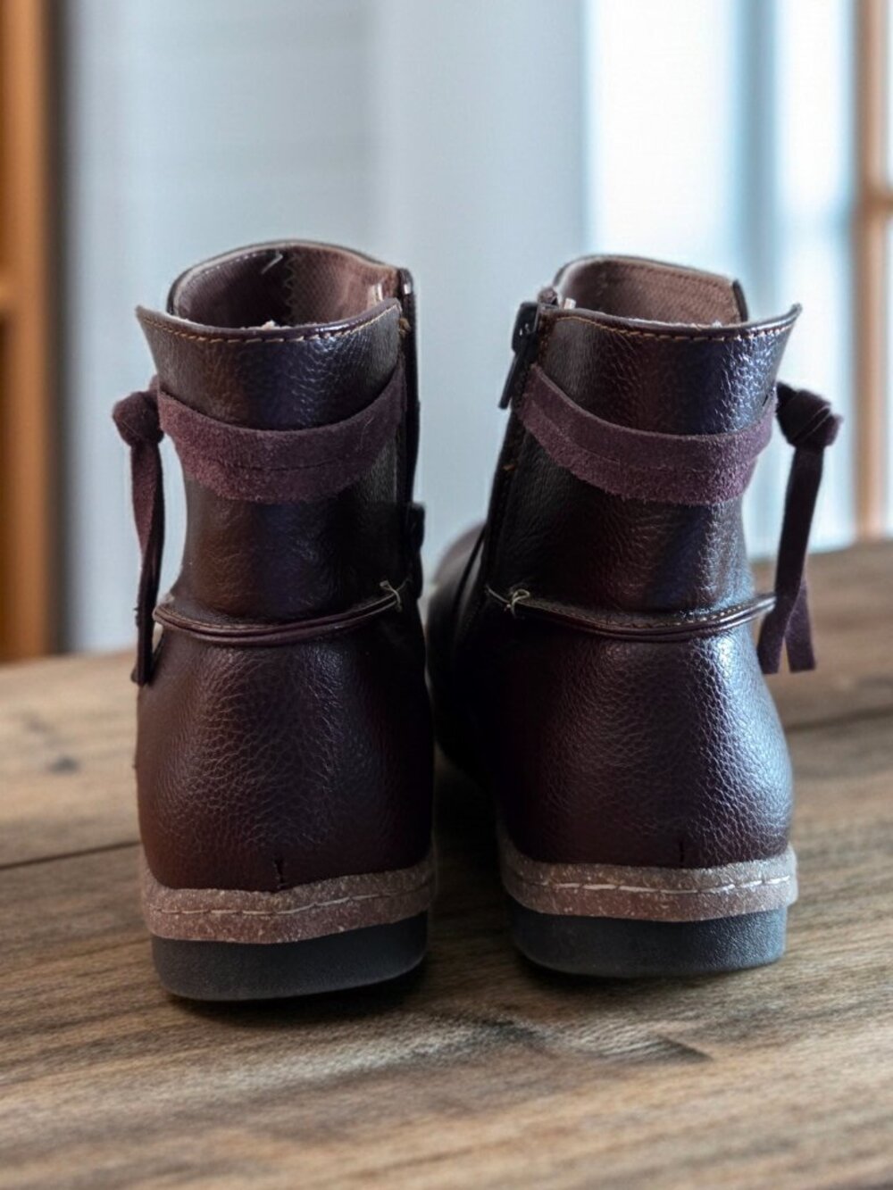 B.O.C. Brown Leather Addi Ankle Booties Size 9.5 – Side Zip, Tassel Accent - Picture 6 of 7